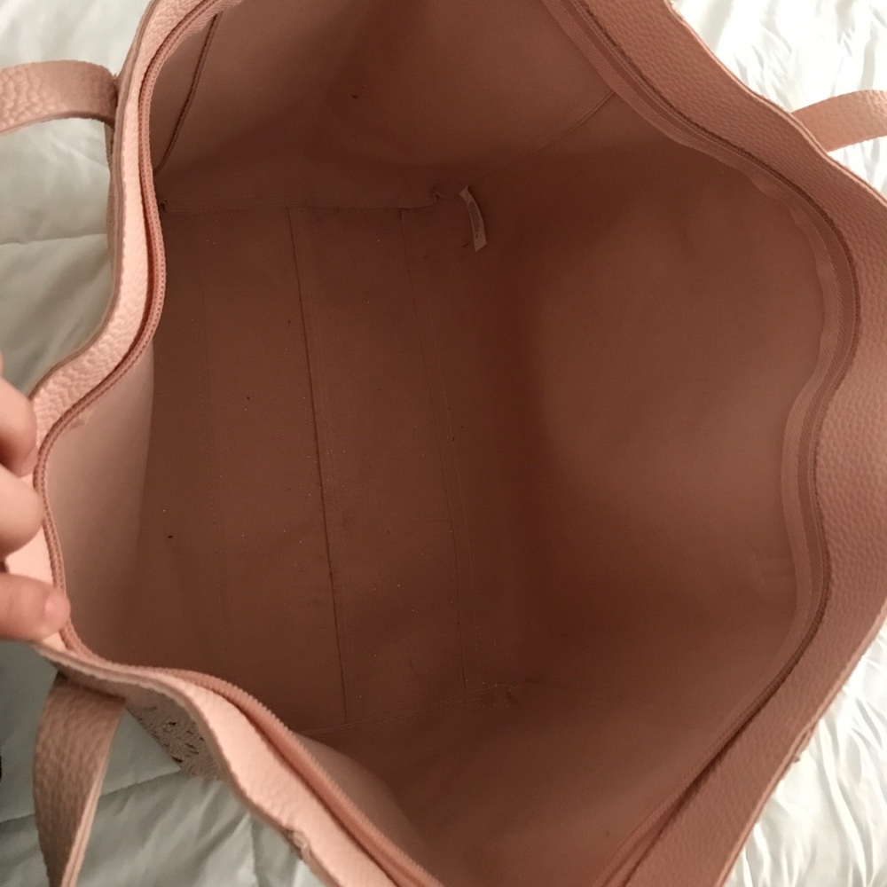 Pink purse - Picture 2 of 4